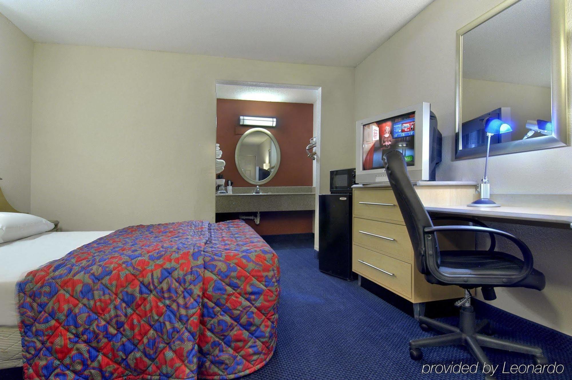 Travelodge By Wyndham San Antonio Lackland Afb North Esterno foto