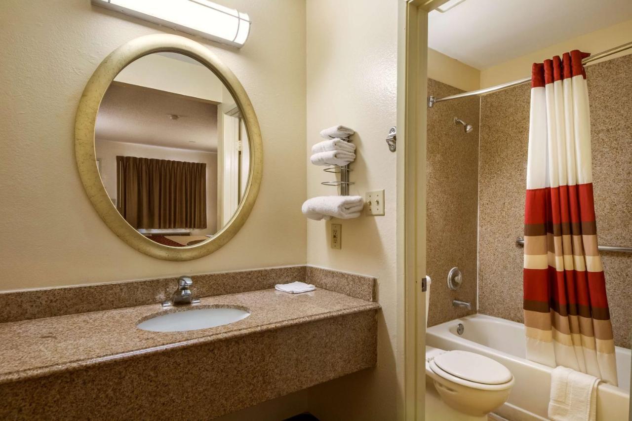 Travelodge By Wyndham San Antonio Lackland Afb North Esterno foto